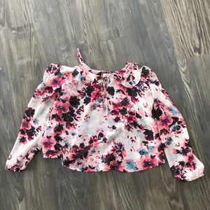 Off the shoulder long sleeve top